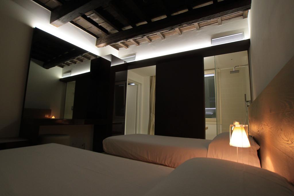 Bed & Breakfast Borgoleoni 18 - And Breakfast